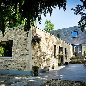 the-cedars-bed-breakfast.tophotelsbath.com/