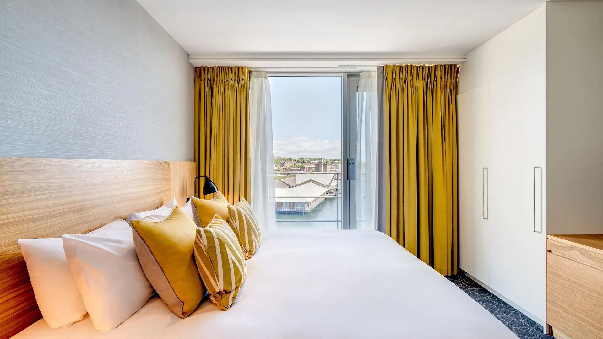 Apex City Quay Hotel & Spa Dundee 4*,  Storbritannien
