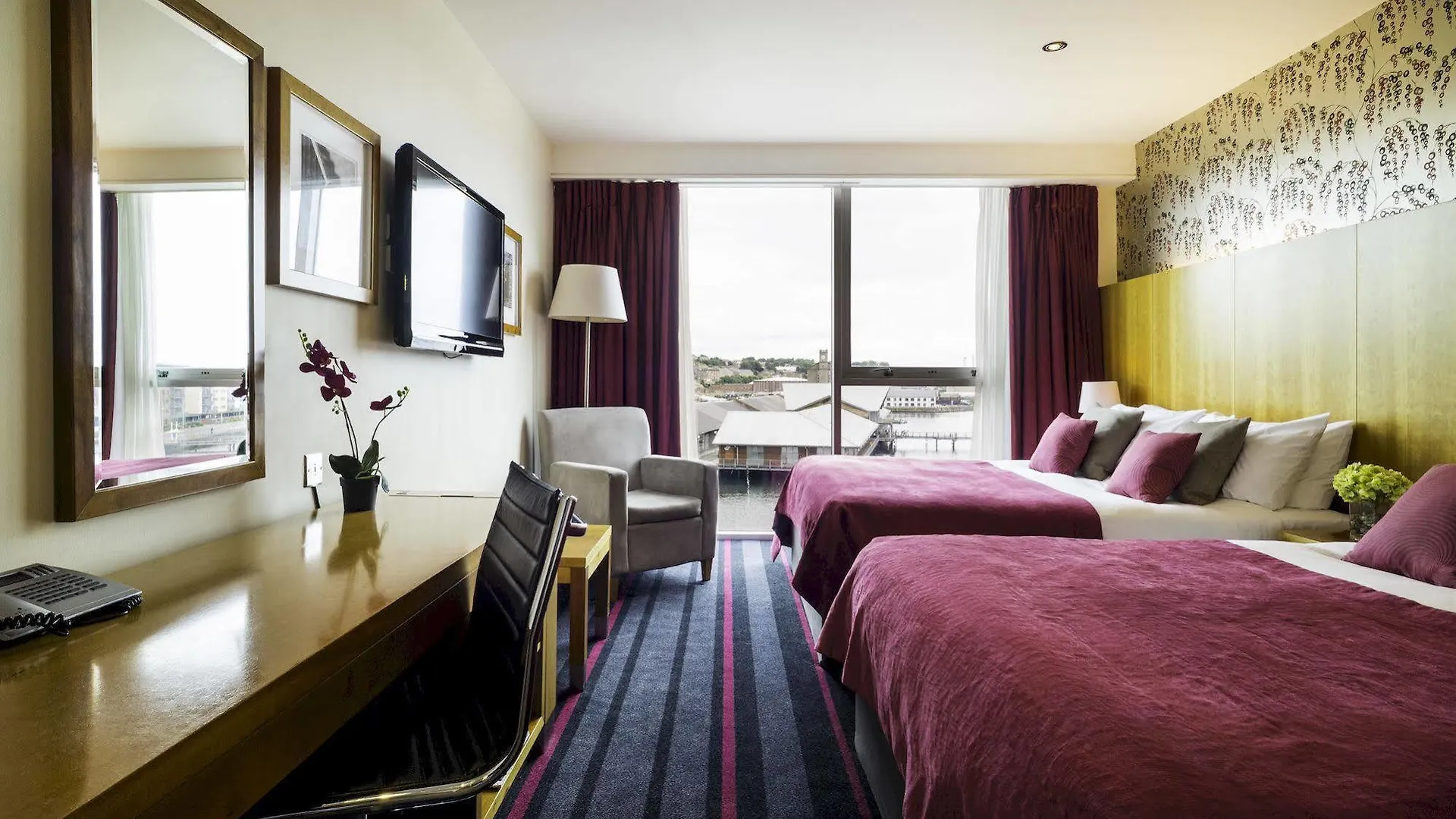 Apex City Quay Hotel & Spa Dundee